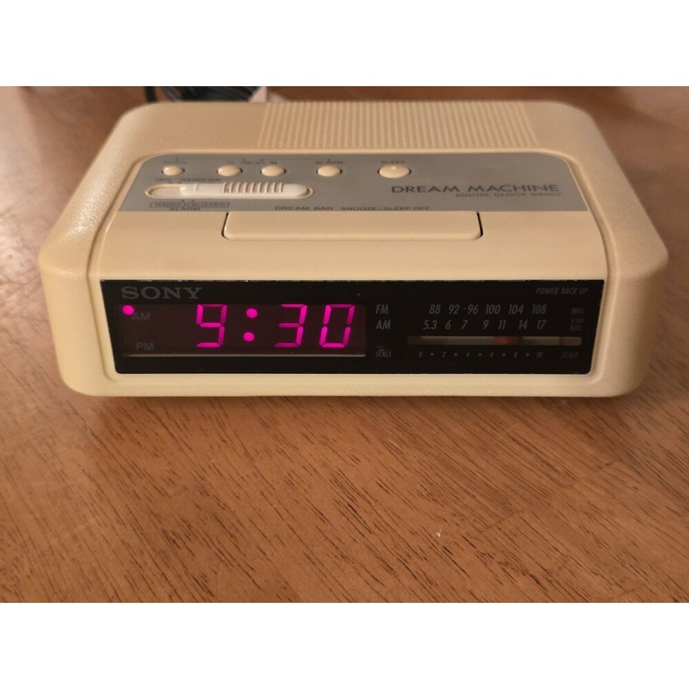 Vintage Sony Dream Machine ICF-C240 AM/FM Clock Radio Pink LED Cream Tested